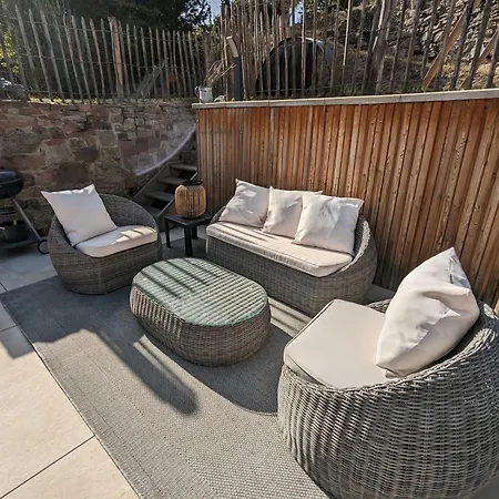 Le Avec Terrasse Et Piscine Кайзерсберг
