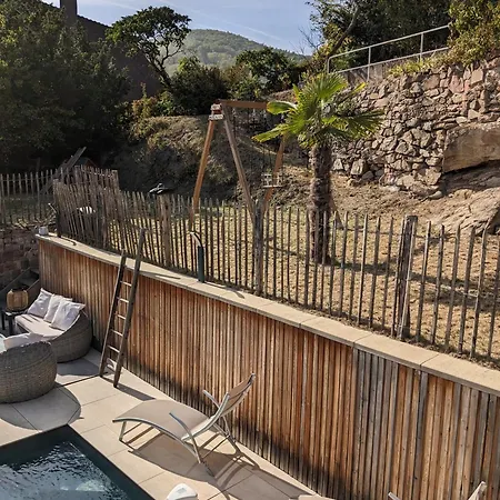 Le Avec Terrasse Et Piscine Σπίτι διακοπών *