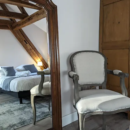 Le Avec Terrasse Et Piscine *