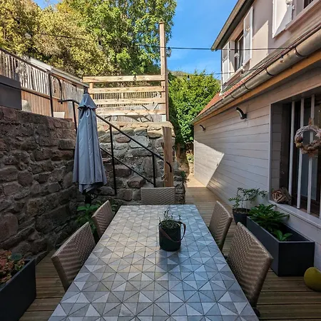 Le Avec Terrasse Et Piscine Кайзерсберг